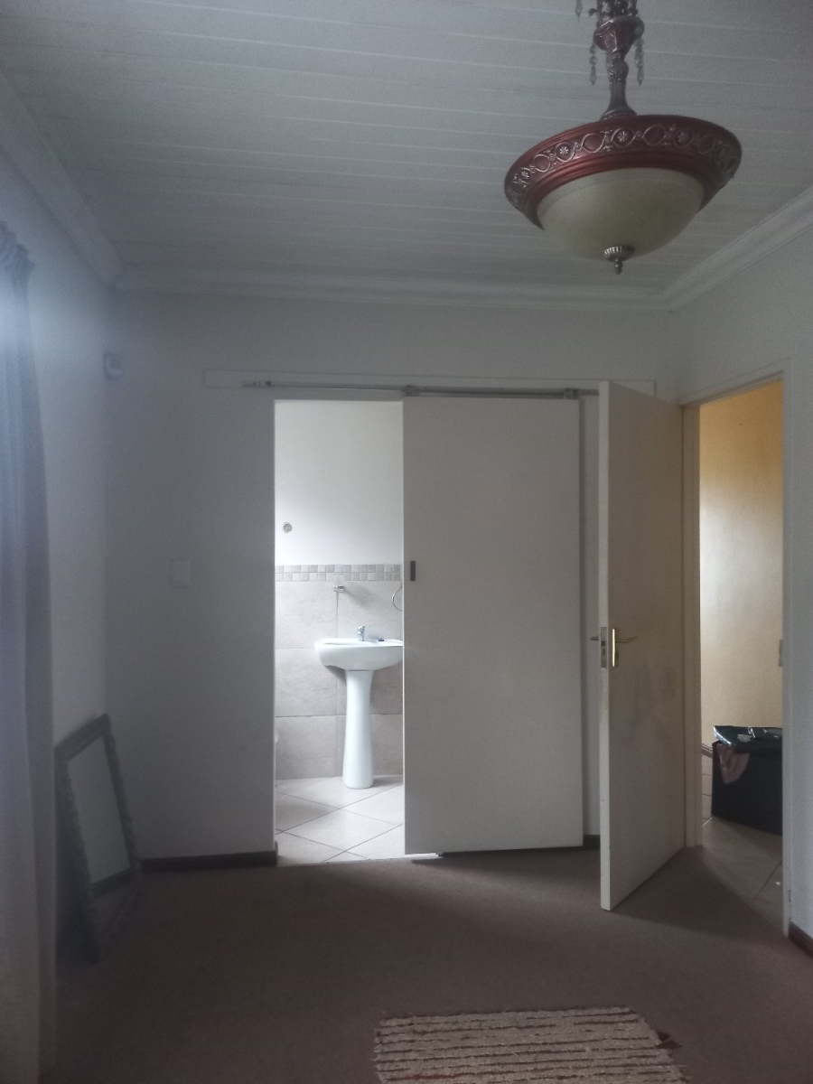 3 Bedroom Property for Sale in Hagley Western Cape